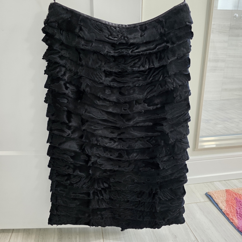 Salvatore Ferragamo Black Lamb And Leather Trim Skirt Size 38